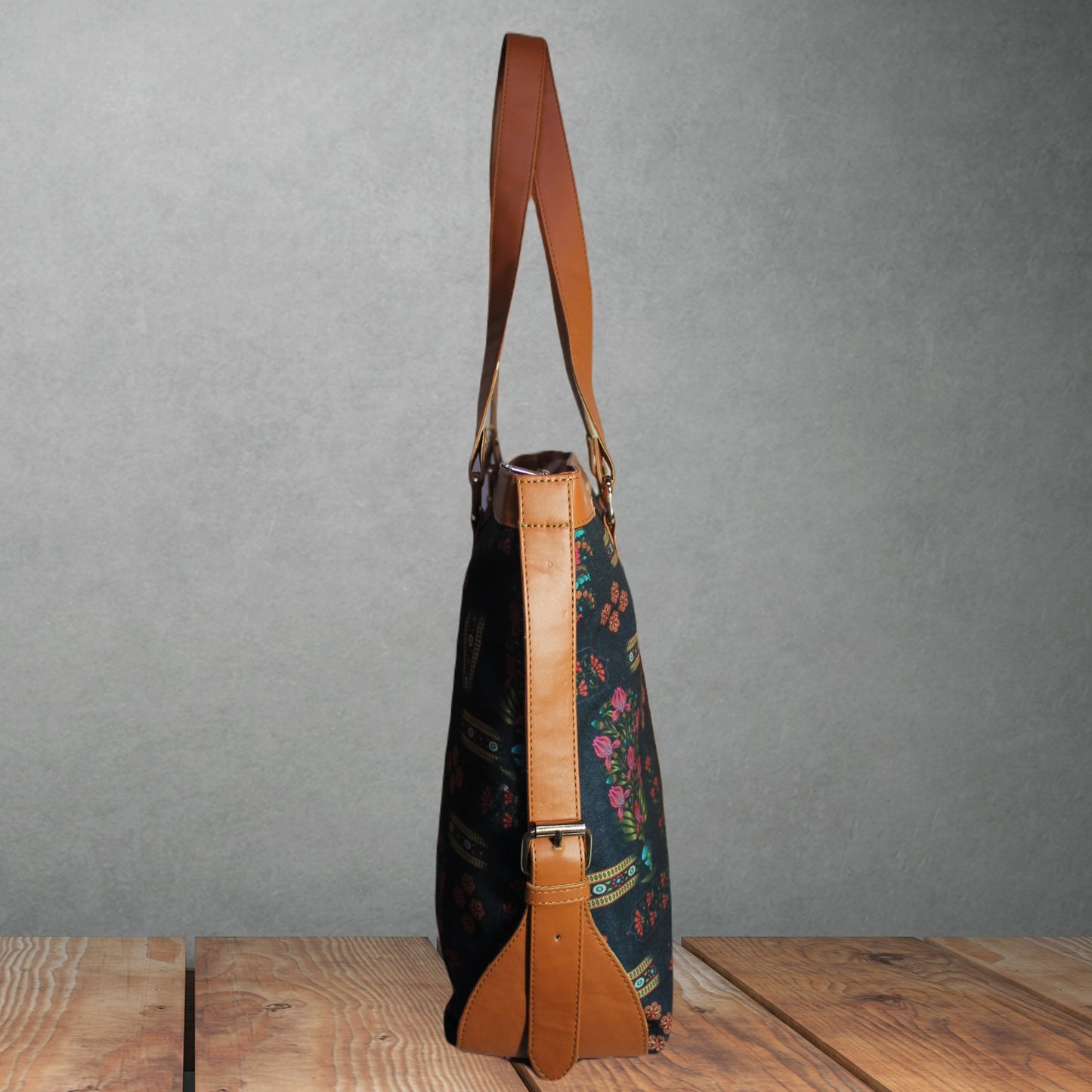 BLACK FLORAL MOTIFS OFFICE TOTE BAG