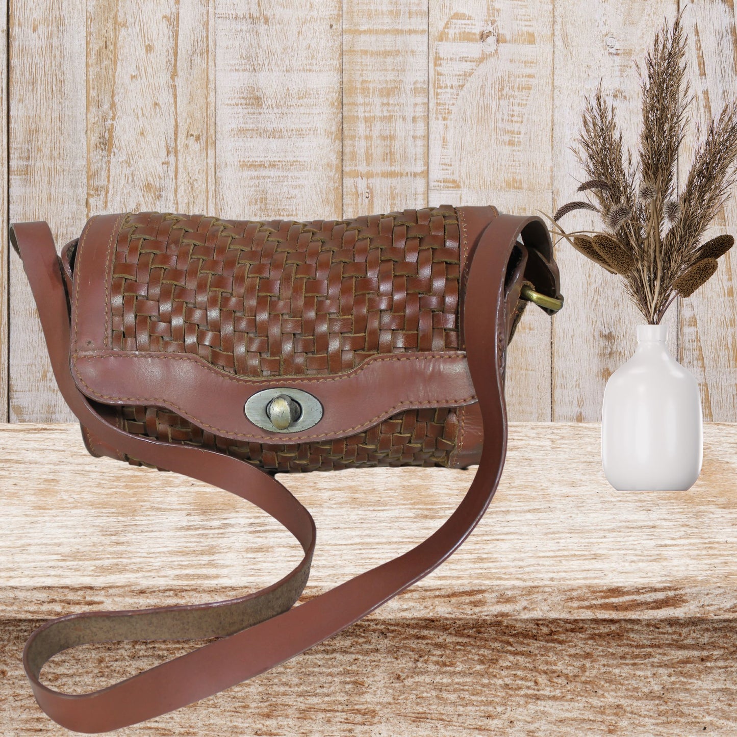 Barrel Leather Bag with Twill Weave